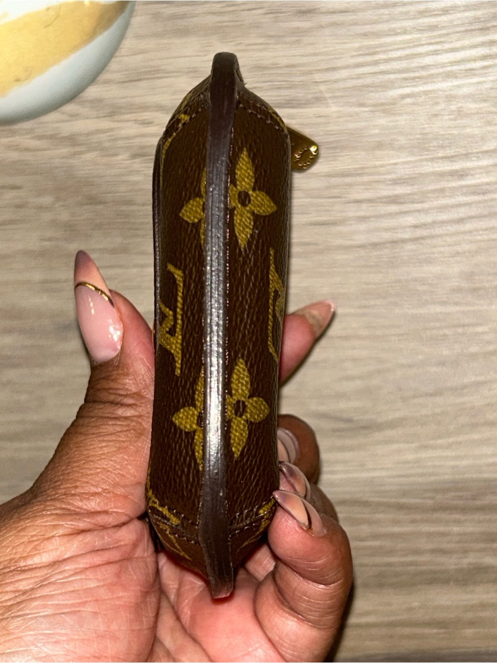 Louis Vuitton Monogram Schilling Coin Purse - Picture 12 of 13